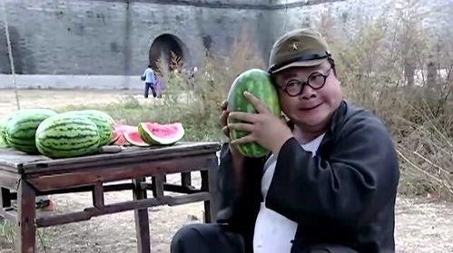 地痞吃瓜不给钱下集视频,剧情反转，正义终将到来